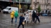 Внаслідок цих повідомлень з низки установ провели евакуацію Фото: на вулицях Києва, 14 жовтня 2024 року