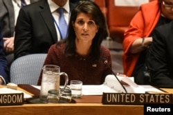 美国常驻联合国代表黑利在纽约联合国总部安理会上发言。（资料照片，2017年9月21日）
