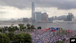 亲中派在香港集会支持警方庆祝回归（2019年6月30日）
