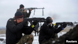 Українські солдати поблизу Лисичанська.