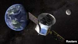 Супутник TESS показаний у концептуальній ілюстрації