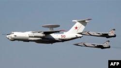 За попередньою інформацією, А-50 був збитий і впав у море, а другий літак Іл-22 перебував ще певний час у повітрі й міг дістатися до найближчого аеродрому. Фото для ілюстрації: російський А-50