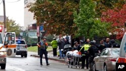 Правоохоронці на місці трагедії у Піттсбургу