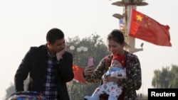 中国废除了执行几十年的一胎化政策从2016年开始允许生两胎。
