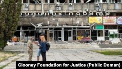 Анна з командою працювала та збирала докази воєнних злочинів у Вінниці, де внаслідок ракетних ударів в липні 2022-го загинуло 23 людини