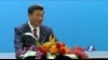 习近平同IT界主管见面，参观美国高中