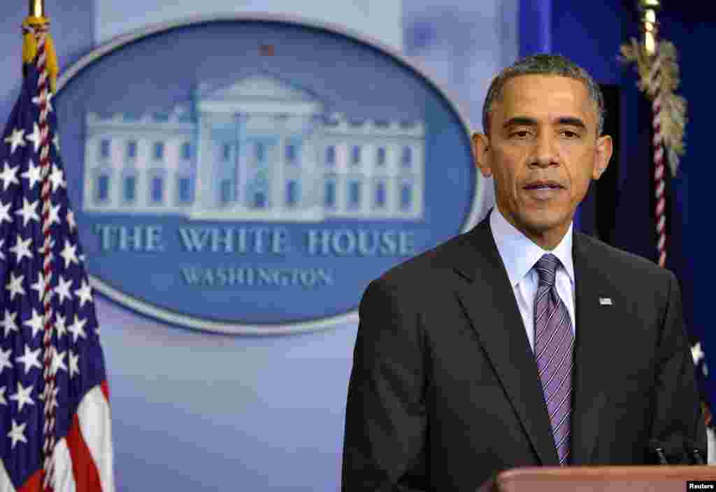 U.S. President Barack Obama makes remarks on the passing of former South African President and Nobel Peace Prize Laureate Nelson Mandela, at the White House, Dec. 5, 2013.