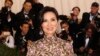 报道：情报官员曾提醒总统女婿当心美籍华人邓文迪