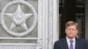 Екс-посол США у Росії заявив, що Трамп не підтримує політику... Трампа щодо Росії