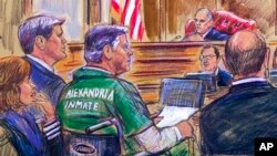 У суді Манафорт сидів у візку. Суддя Елліс наголосив, що вирок жодним чином непов'язаний із будь-якою змовою з Росією