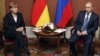 Путін і Меркель обговорили кризу в Україні 