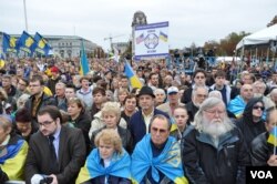 Учасники церемонії відкриття Меморіалу