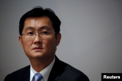 2016年3月17日，腾讯董事长兼首席执行官马化腾在香港出席新闻发布会，宣布公司业绩。