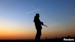 2014年3月21日乌克兰士兵在一个军营