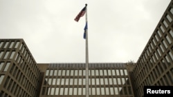 美国联邦政府人事管理局在华盛顿的大楼。（2015年6月5日）