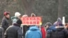 北京知青网在天坛公园为老年人择偶提供免费服务