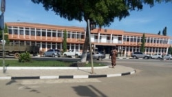 Professores de educação fisica protestam contra exclusão em Cabinda - 1:55