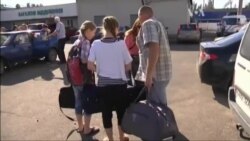 "Життя у підвалі, страх" - розповіді біженців зі сходу України