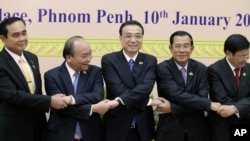 中国国务院总理李克强与越南、泰国、柬埔寨、老挝以及缅甸领导人在柬埔寨首都金边会晤(2018年1月10日)