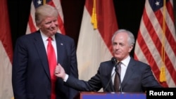 Боб Коркер виступив на підтримку кандидатури Дональда Трампа