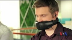 В Україні придумали ґаджет для ведення конфіденційних розмов у публічних місцях. Відео