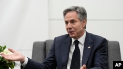 "Коли все закінчиться, ... Україна має ухвалити важливі рішення, куди вона збирається йти, як далеко вона може зайти та як вона хоче цього досягти”, - заявив Ентоні Блінкен.  Фото: AP/David Zalubowski