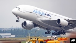 欧洲空客A380 大型客机2015年6月18日在巴黎航展上亮相。