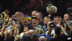 Український боксер Олександр Усик переміг британця Тайсона Ф’юрі
