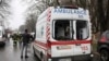 Російська атака вбила і поранила рятувальників прямо там, де вони допомагали жертвам попереднього ракетного удару. AP