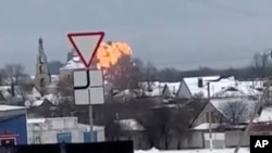 Знімок із відео у мережі, підтвердженого AP, з місця падіння Іл-76. Бєлгород, 24 січня 2024. Validated UGC video via AP