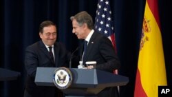 美国国务卿安东尼·布林肯（Anthony Blinken）2023年5月10日会晤西班牙外长荷西·曼努埃尔·阿尔巴雷斯（José Manuel Albares）。（美联社）