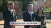 国会山迎来圣诞树 假日季节到来