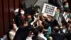 香港民主派抨击“港版国安法” 称其为“一国两制”的终结