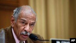美国民主党众议员约翰·科尼尔斯 (Rep. John Conyers)。
