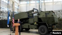 “Коли ми думаємо про HIMARS, то бачимо, що сьогодні в Україні на полі бою вони дуже і дуже ефективні», - заявив міністр оборони Естонії Ганно Певкур. 
