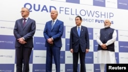美国总统拜登与日本首相岸田文雄、印度总理莫迪和澳大利亚新任领导人阿尔巴尼斯在东京出席“四方安全对话”领导人峰会。（2022年5月24日）