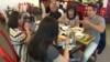 Phở ‘thống lĩnh’ món ăn ưa thích dịp Oscar
