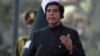 Thủ tướng Pakistan Raja Pervez Ashraf nói chính phủ ông sẽ tuân thủ đòi hỏi lâu nay của Tối cao Pháp viện, yêu cầu nhà cầm quyền Thụy Sĩ mở lại vụ án hối lộ chống Tổng thống Asif Ali Zardari