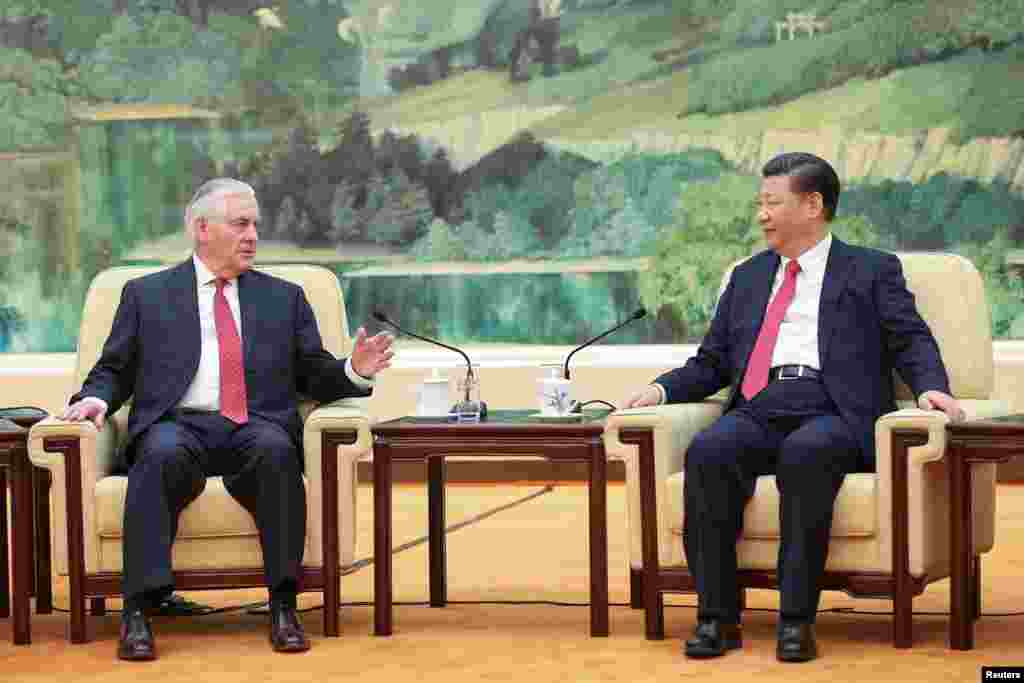 中国国家主席习近平和美国国务卿蒂勒森在北京人民大会堂会晤（2017年3月19日）