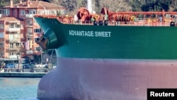 Архівне фото: Нафтовий танкер Advantage Sweet поблизу Стамбула