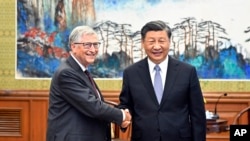 中国国家主席习近平6月16日在北京钓鱼台国宾馆会见到访的微软共同创始人、慈善家比尔·盖茨.