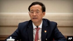 中国证券监督管理委员会主席刘士余在中共19大金融系统分组讨论中发言。（2017年10月19日）